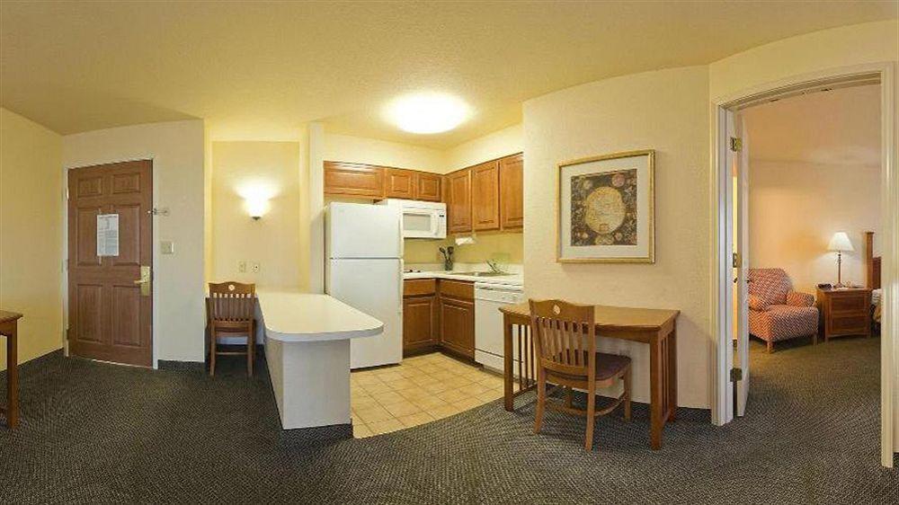 Staybridge Suites Hotel Springfield South, An Ihg Hotel Exteriör bild