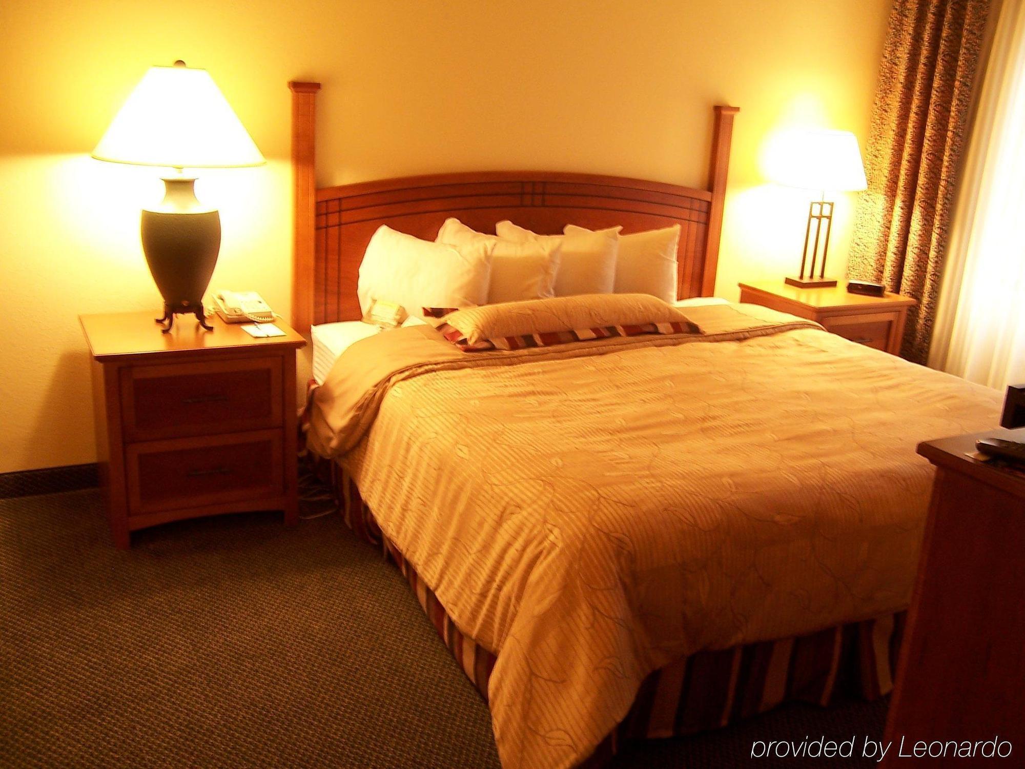 Staybridge Suites Hotel Springfield South, An Ihg Hotel Rum bild